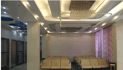 宽敞明亮的候诊大厅